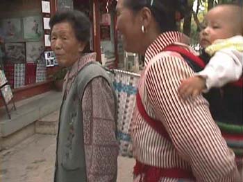 LijiangWomen_3